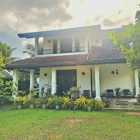 Bivora Villa Negombo Eksteriør billede